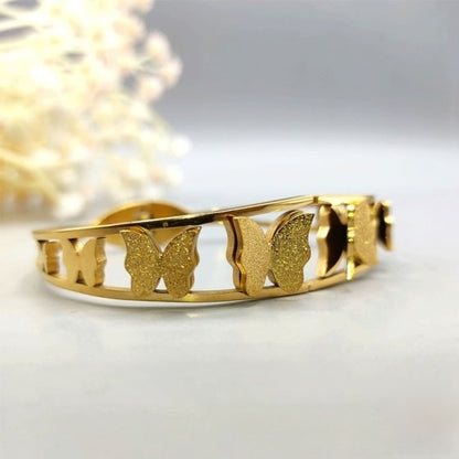 18k Sparkling Butterfly Cuff Bracelet