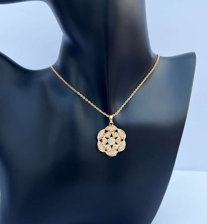 18K Gold Blooming Floral Necklace Set