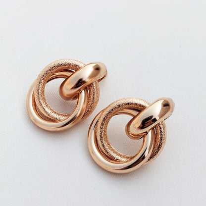 Trendy Twisted Round Earrings