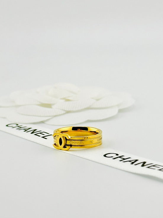 18K Chanel CC Ring