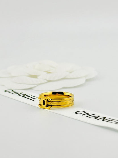 18K Chanel CC Ring