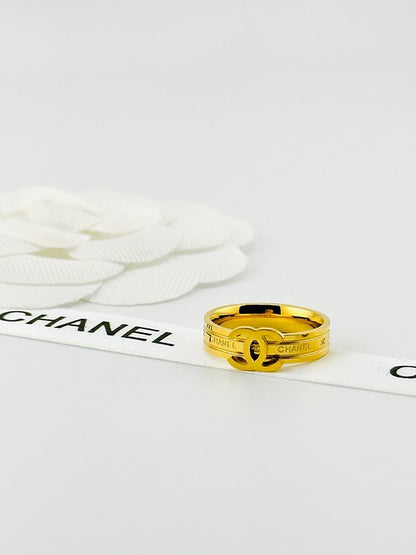 18K Chanel CC Ring