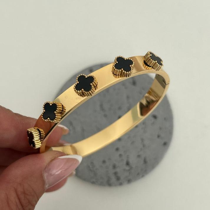 18k Gold Clover Motive Cuff Bracelet