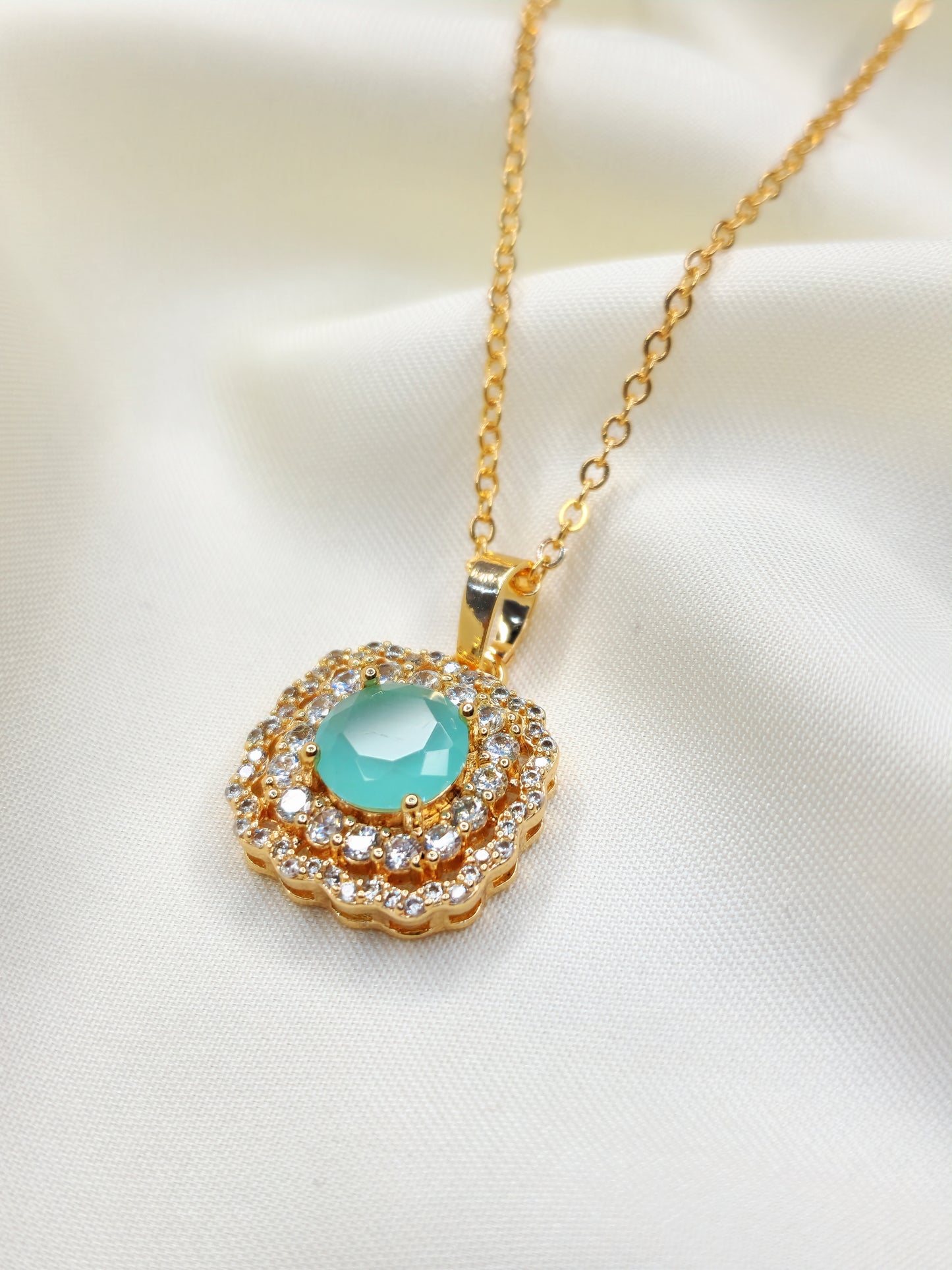 Ice Blue Zircon Luxurious 18KGold Plated Necklace