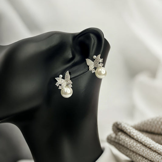 925 SS Elsa Pearl Studs | Earrings