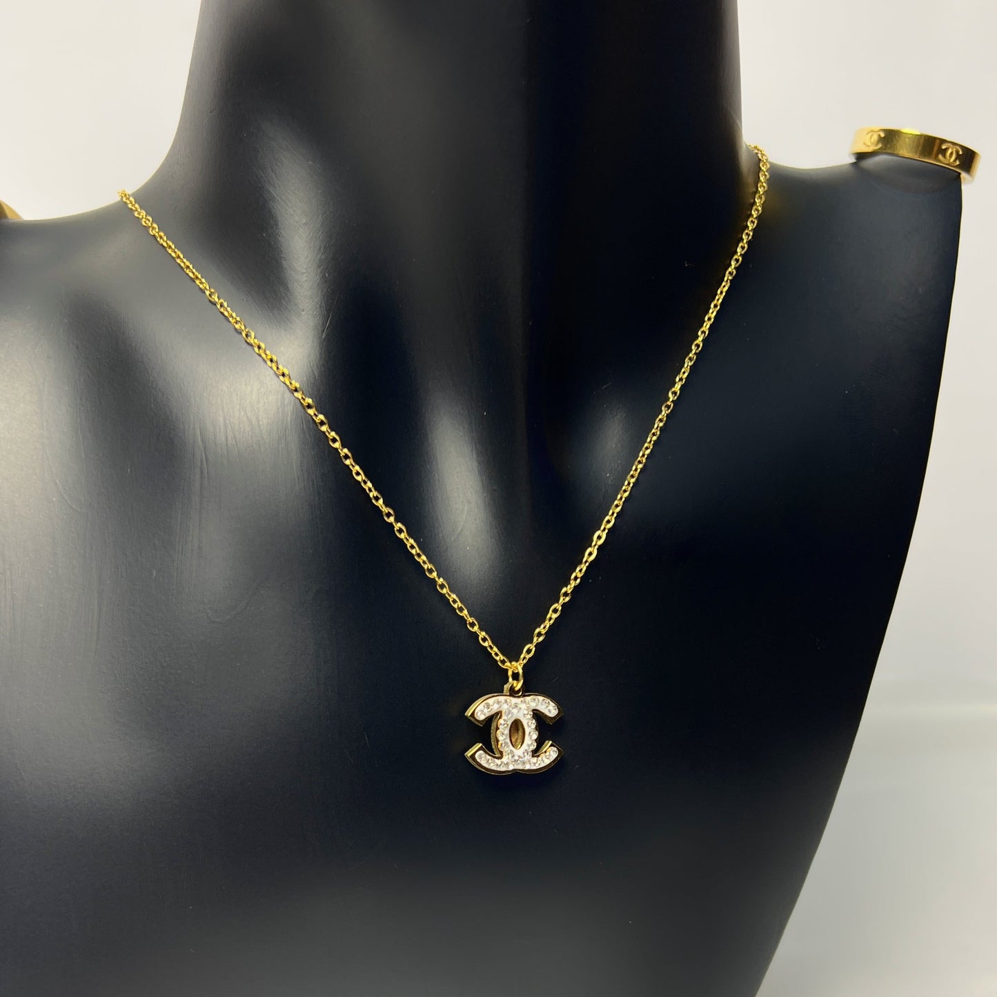 18k Gold Chanel Necklace Set