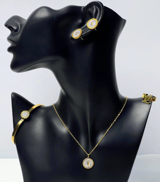 18k Gold Louis Vuitton Necklace Set